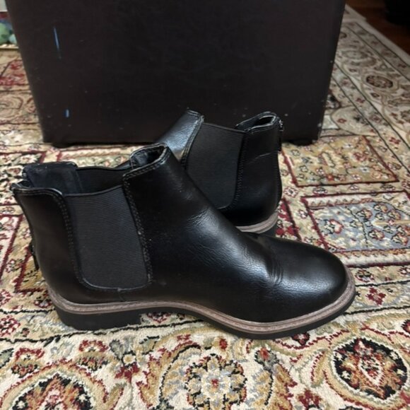 Esprit Black Booties - Picture 1 of 4